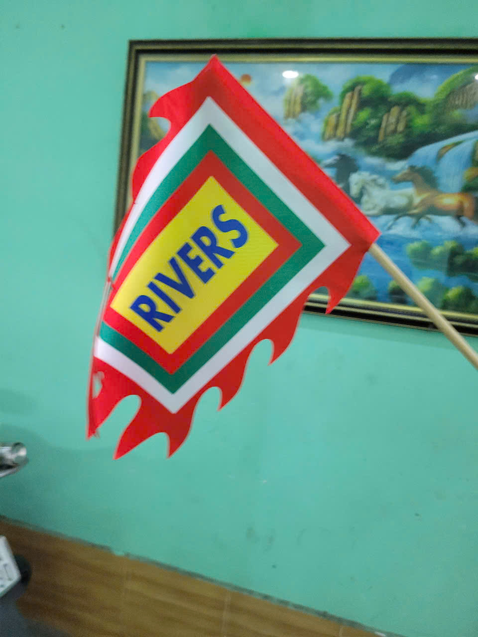 CỜ NGŨ SẮC - MẪU 2