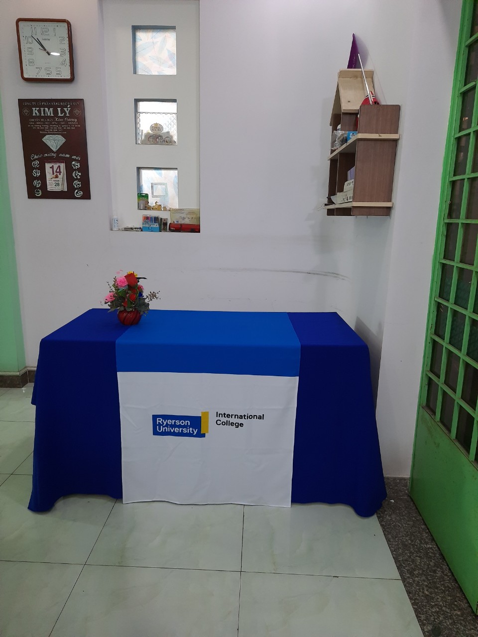 KHĂN TRẢI BÀN HỘI NGHỊ HỘI THẢO - MẪU 6