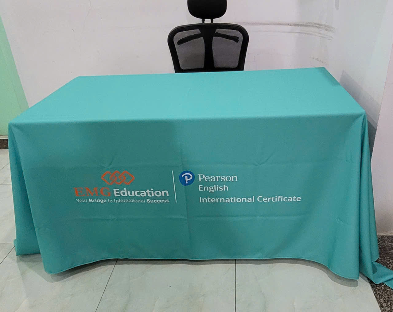 KHĂN TRẢI BÀN LOGO RIÊNG - MẪU 5