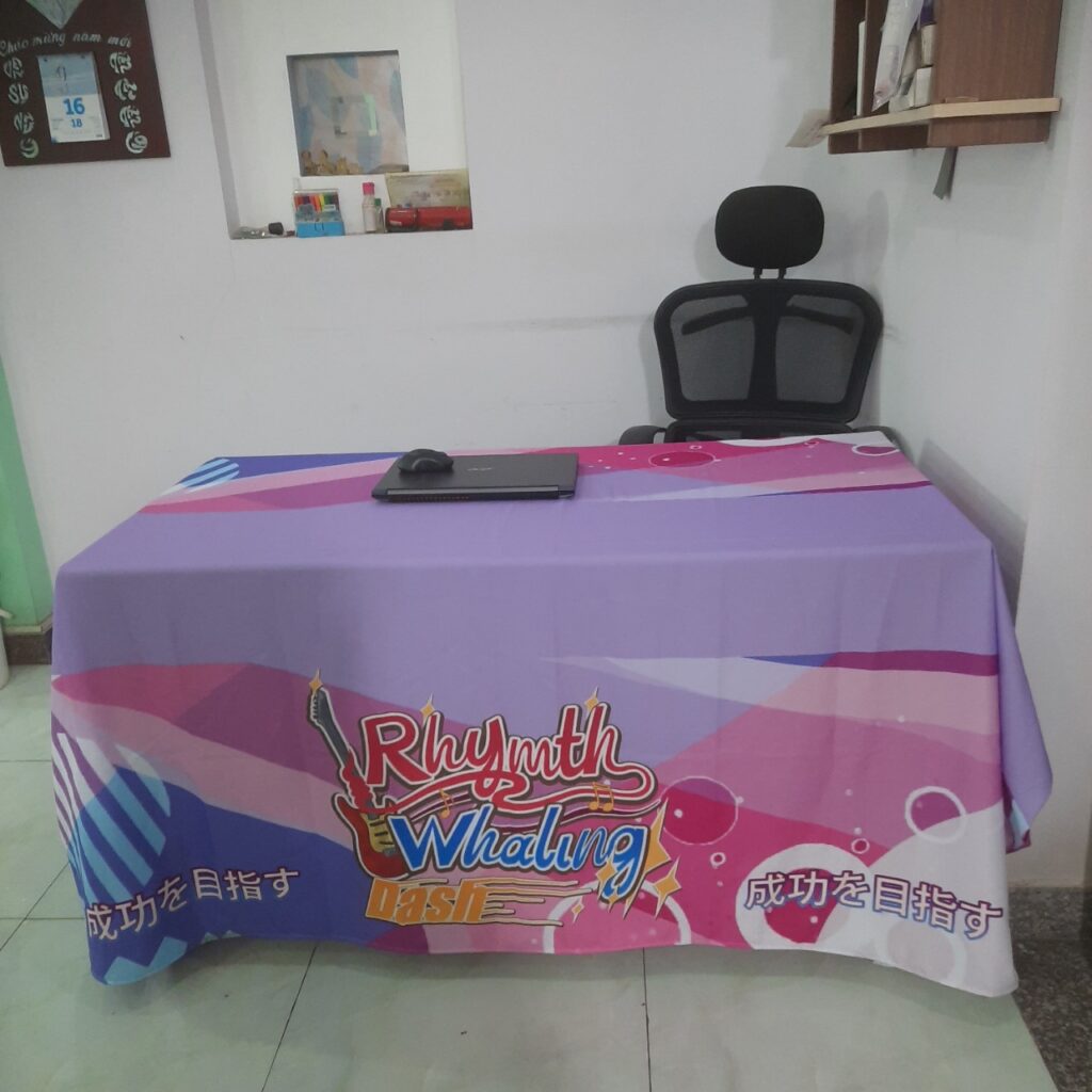 KHĂN TRẢI BÀN TRANG TRÍ - MẪU 5